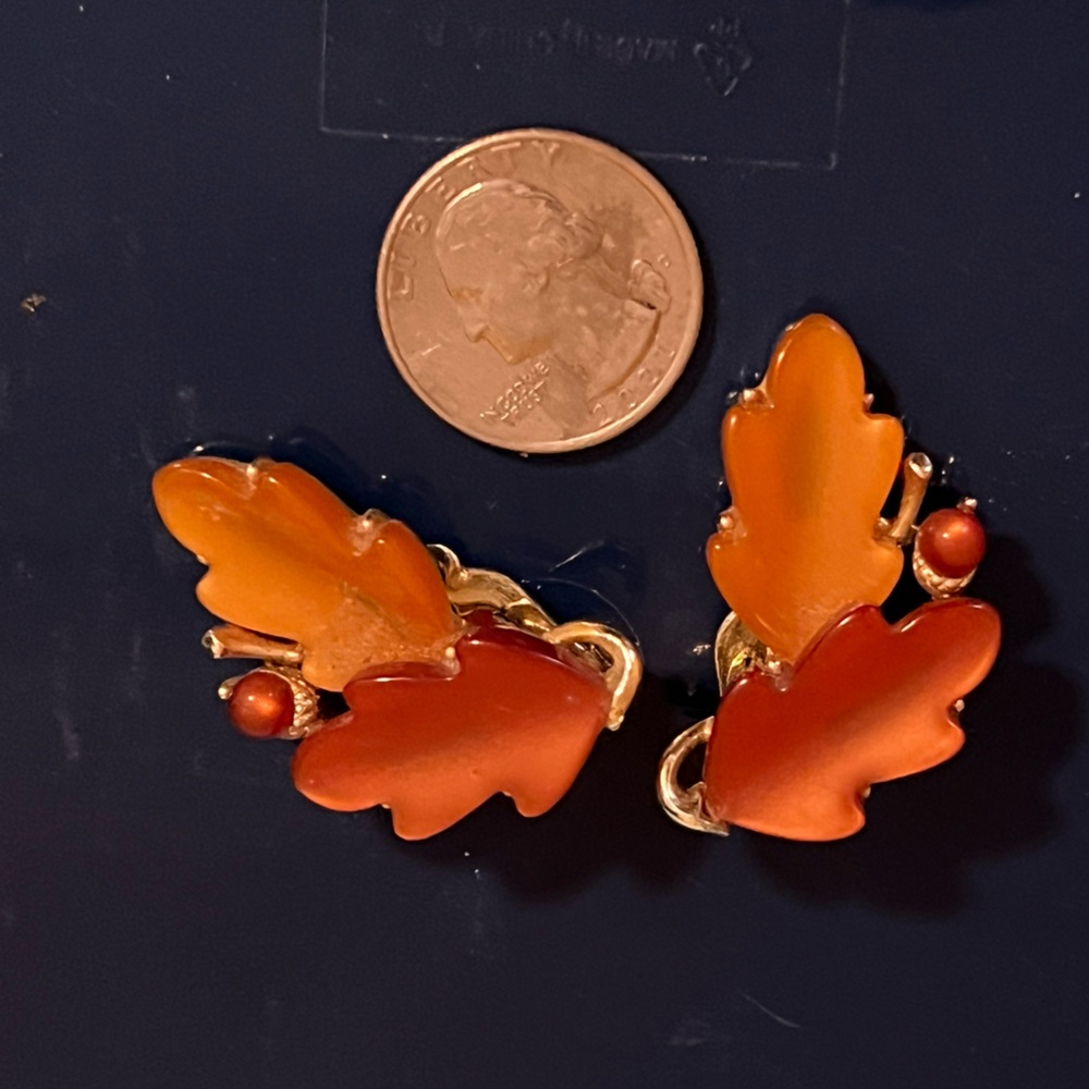 Vintage Leaf Clip-On Earrings